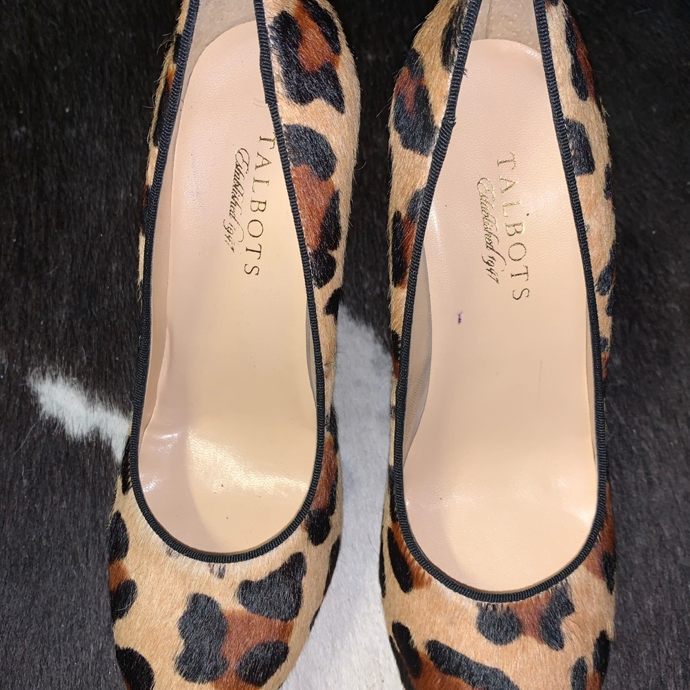 Talbots brown calf hair animal print pump 7.5 - Picture 2 of 7